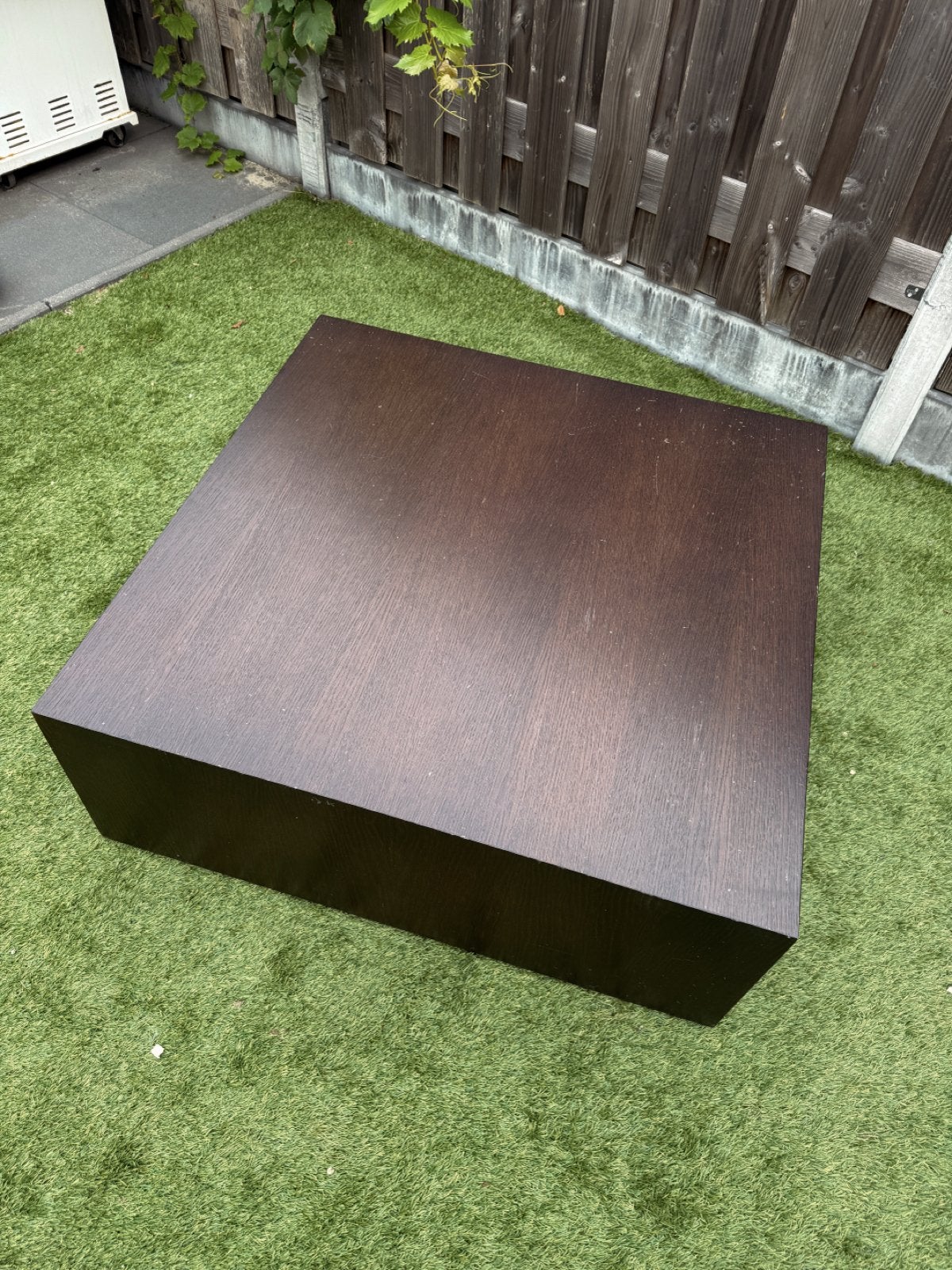Massief houten walnootkleurige salontafel voor binnen, Ophalen, Gebruikt, 100 tot 150 cm, Overige houtsoorten