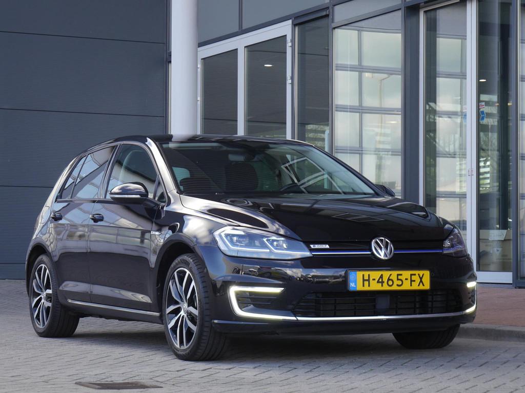 Volkswagen e-Golf E-DITION | Warmtepomp | SOH waarde 88.3% |, Automaat, 136 pk, Gebruikt, Adaptive Cruise Control