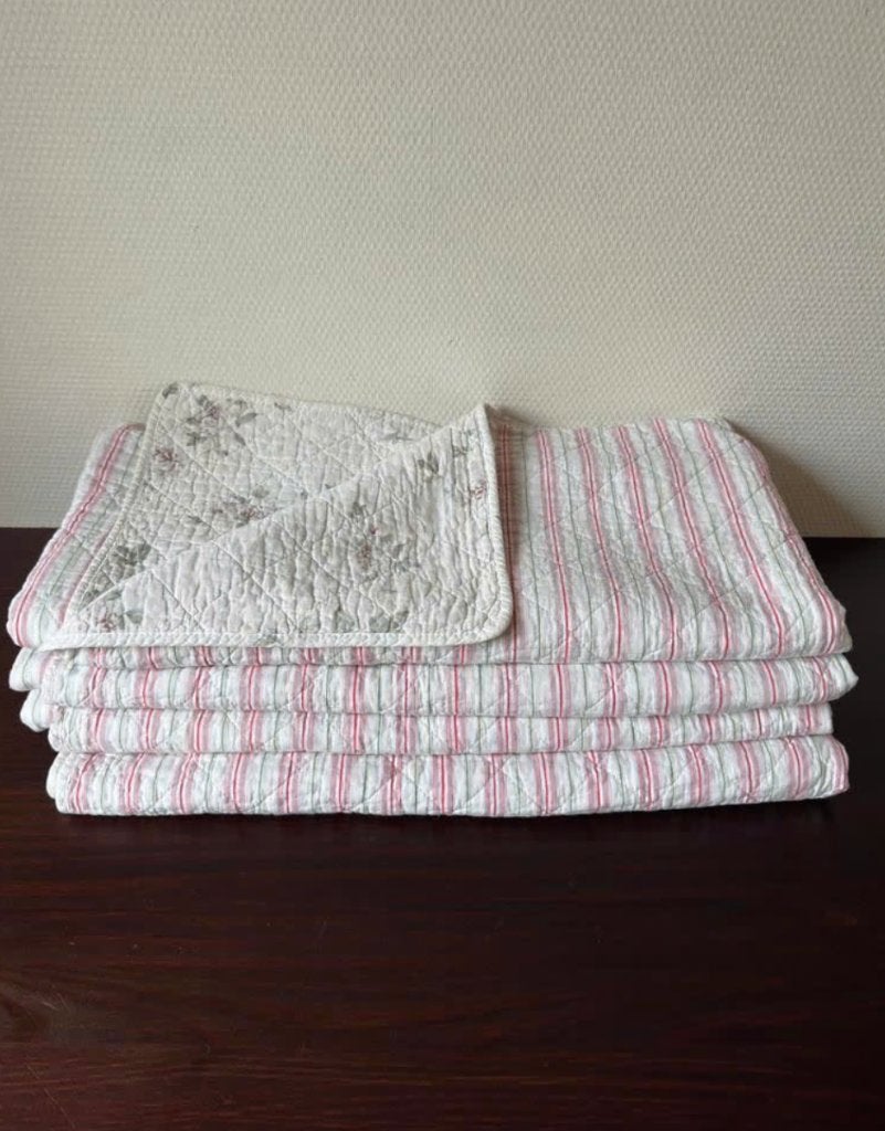 Grote Lits-jumeaux Sprei, Roze Gebloemd, Gestreept, Brocante, Gebruikt, Wit, Tweepersoons, Ophalen of Verzenden