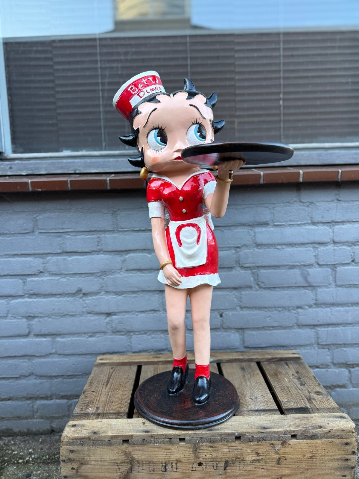 Betty Boop Diner Serveerster Beeld met Dienblad, Ophalen, ., Zo goed als nieuw, .