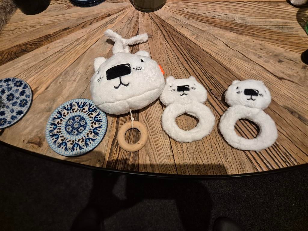 HEMA Rammelaar 2x en muziekdoosje Ijsbeer, Kinderen en Baby's, Speelgoed | Knuffels en Pluche, Ophalen of Verzenden, Overige typen