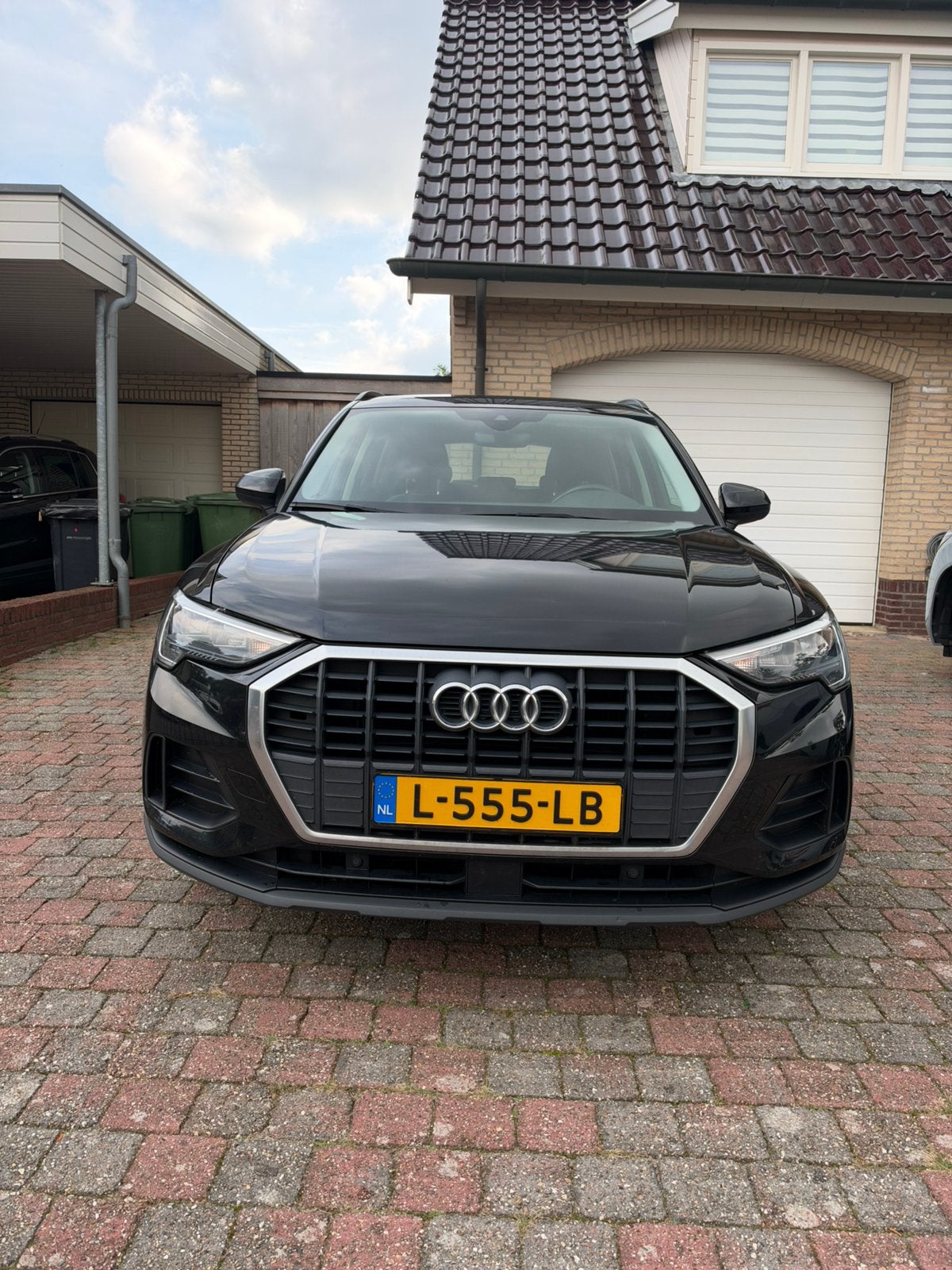 Audi Q3 35 Tfsi 150pk 2019 Zwart, Auto's, Voorwielaandrijving, Stof, Zwart, 4 cilinders