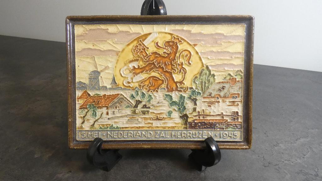 PCF-Porcelyne Fles-Nederland zal Herrijzen Cloisonne [1990], Antiek en Kunst, Antiek | Keramiek en Aardewerk, Ophalen