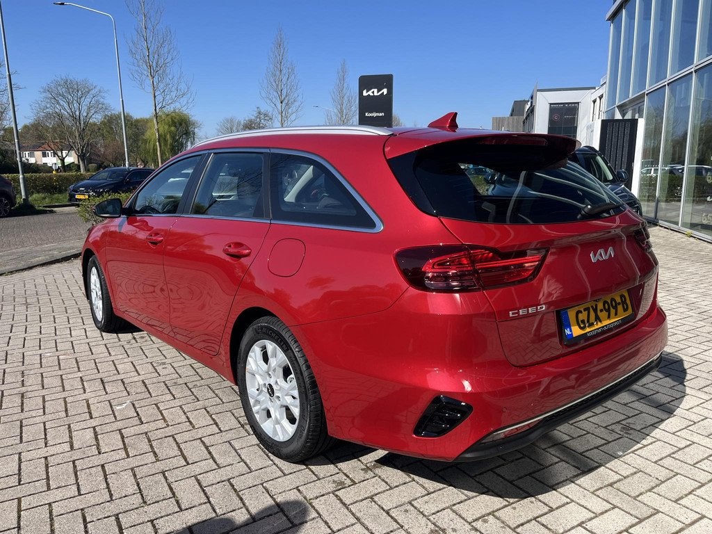Kia Ceed Sportswagon 1.5 T-GDi DynamicLine Nav|Camera|Lmv| D, Auto's, Stof, Gebruikt, Euro 6, 610 kg
