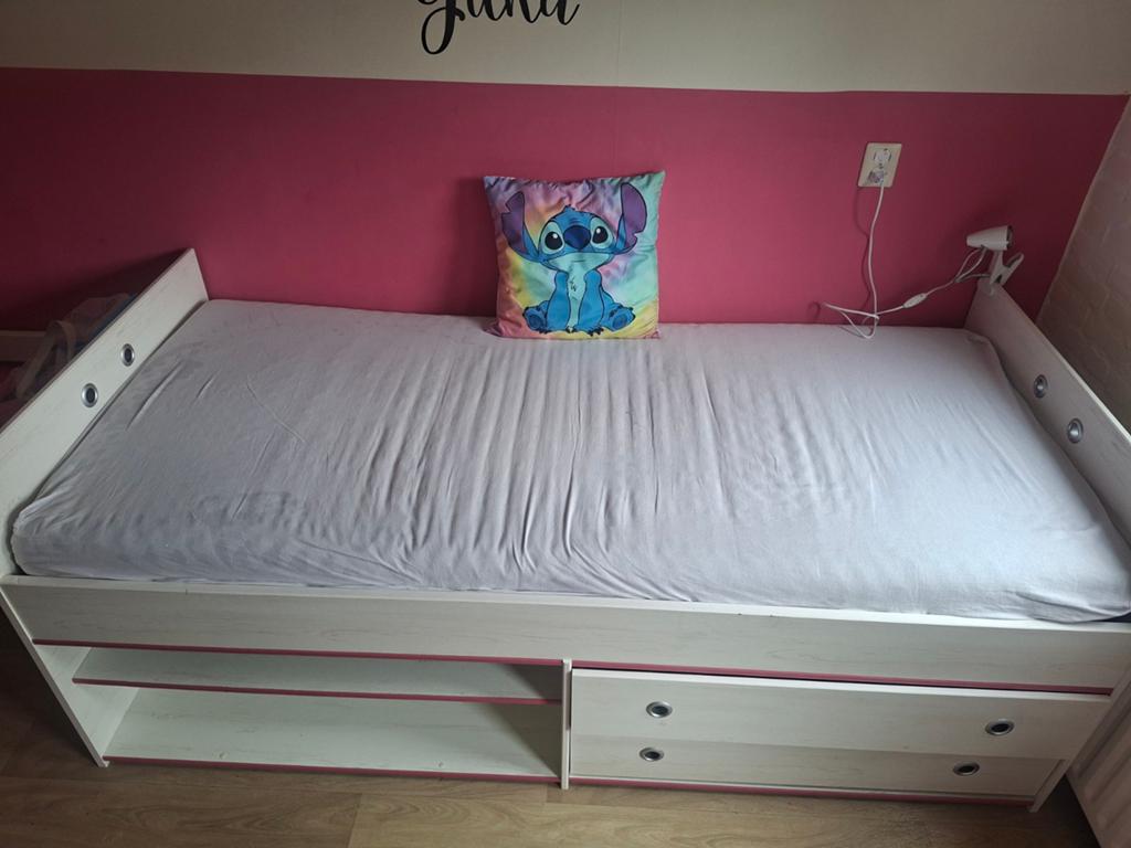 MOET WEG! Kinderbed 202x95x80 cm met matras - Roze/Blauw, Kinderen en Baby's, Ophalen, 180 cm of meer, 85 tot 100 cm, Matras