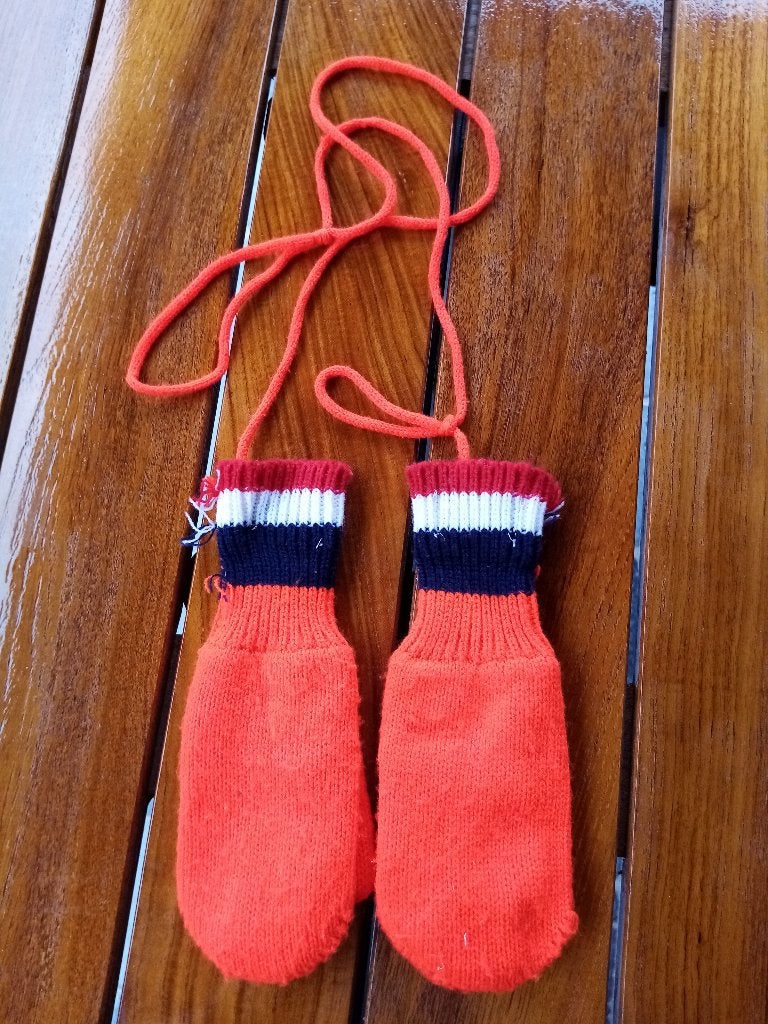 Oranje Unox wantjes voor kinderen, Verzamelen, Efteling, Ophalen of Verzenden, Nieuw, Kleding