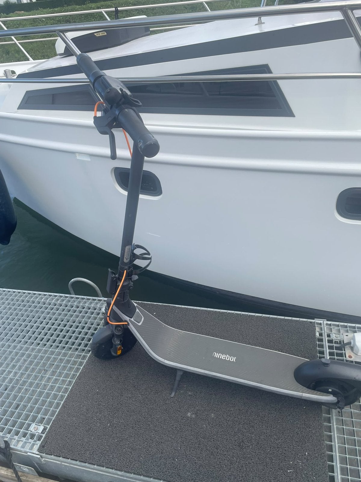 electrische step, Ophalen of Verzenden, Zo goed als nieuw, Elektrische step (E-scooter)