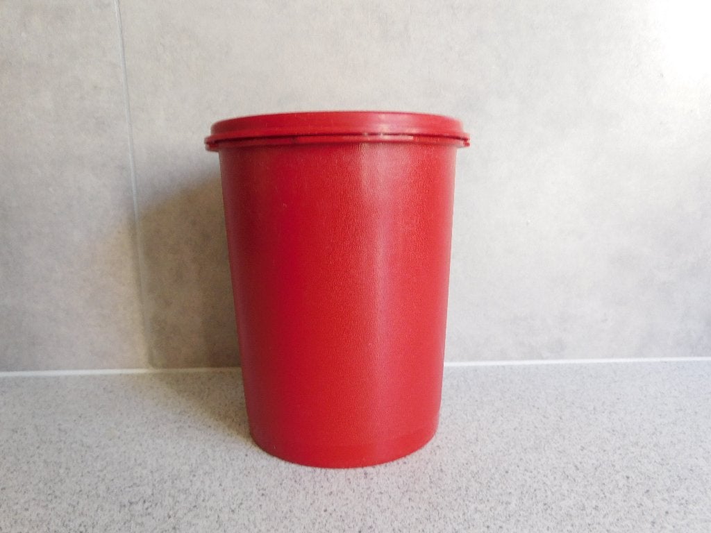 Tupperware Servalier Voorraadbus 15,5 cm. Rood, Huis en Inrichting, Keuken | Tupperware, Ophalen of Verzenden, Zo goed als nieuw