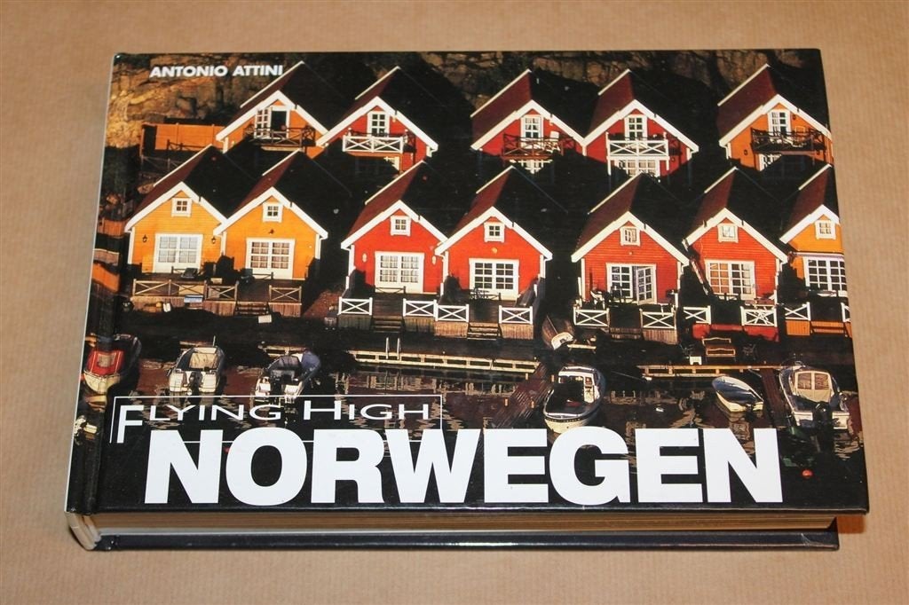 Norwegen Flying High — Fotoboek met Luchtfotos Noorwegen, Boeken, Ophalen of Verzenden, Gelezen, Fotografen