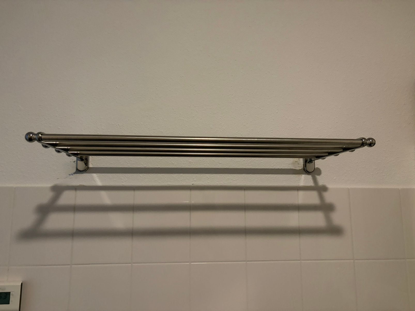 IKEA BROGRUND Handdoekenrek RVS 67 cm, Huis en Inrichting, Badkamer | Badtextiel en Accessoires, Ophalen of Verzenden, Zo goed als nieuw