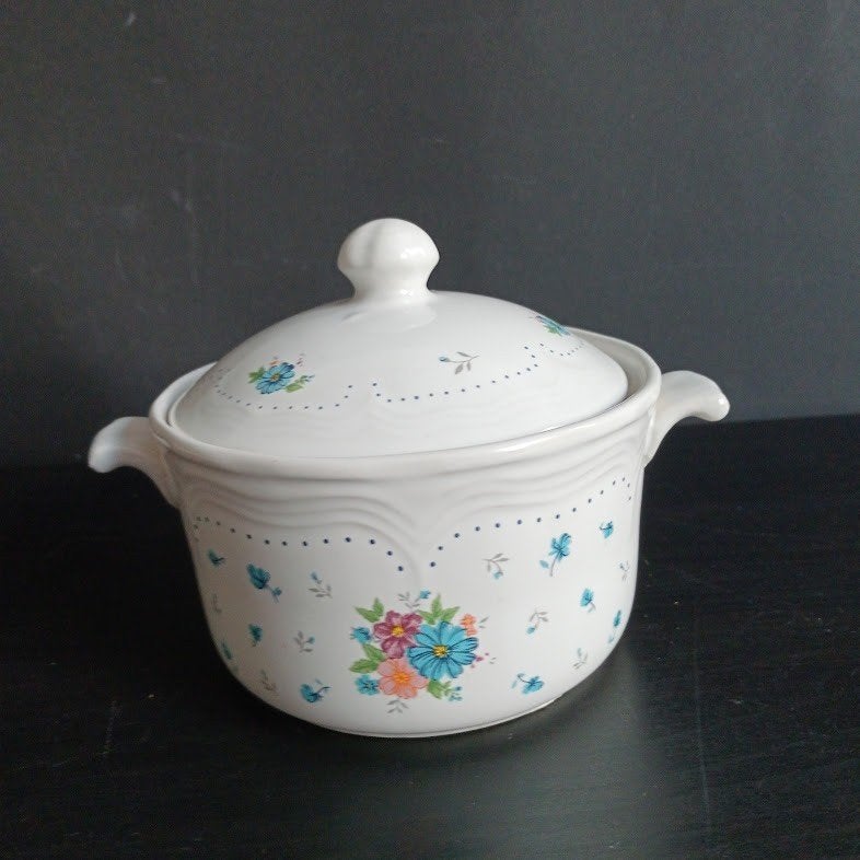 Leuke stoneware ovenschaal Provinciaals bouquet, Keramiek, Ophalen of Verzenden, Overige stijlen, Schaal of Schalen