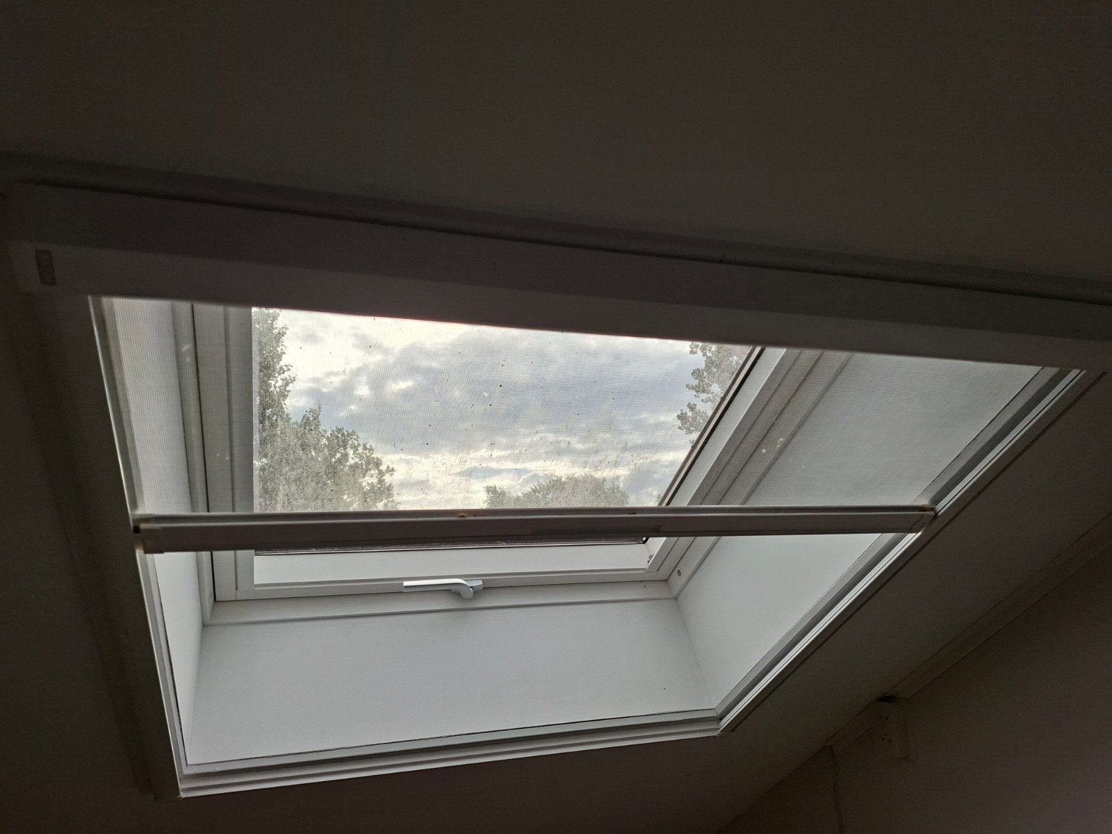 Velux dakraam GPL PK04 met hor en verduisteringsgordijn, Ophalen, Zo goed als nieuw, Dakraam