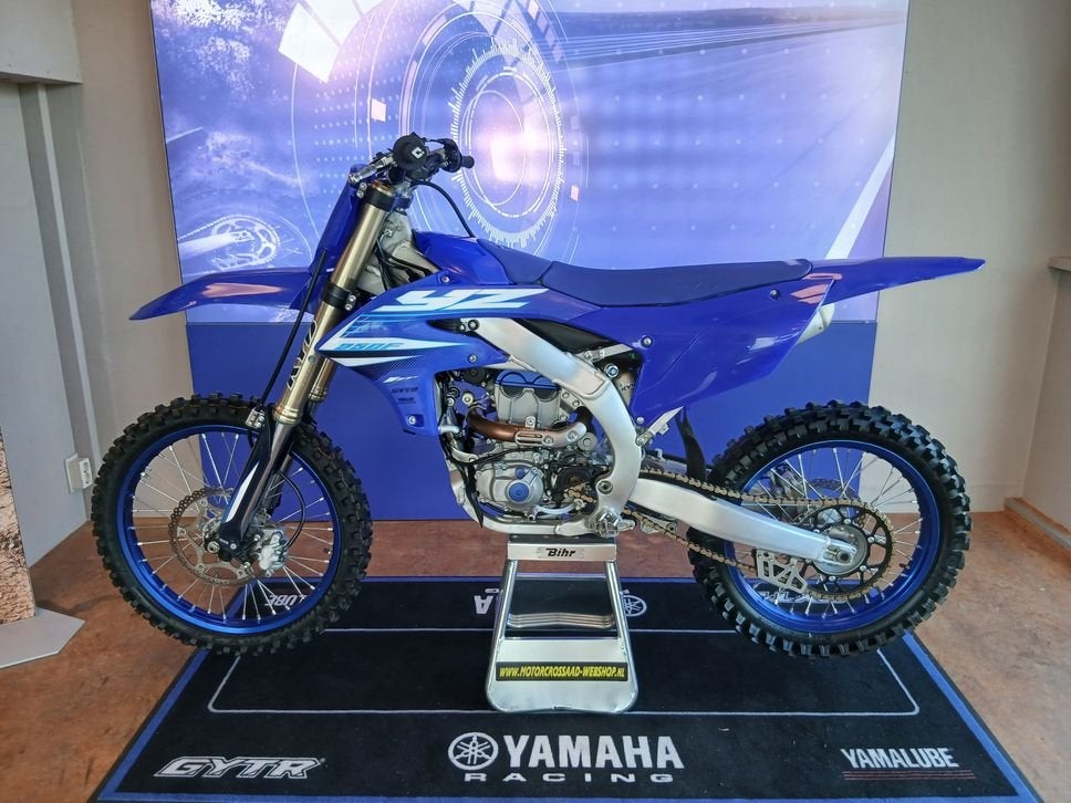 YAMAHA YZ 250 F 2025 - 69 uur - ORIGINEEL!, 250 cc, Bedrijf, Onbekend, Crossmotor