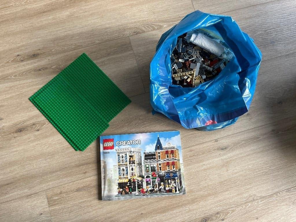 Lego Gebouwenset 10255, Lego, Compleet, Ophalen of Verzenden, Zo goed als nieuw