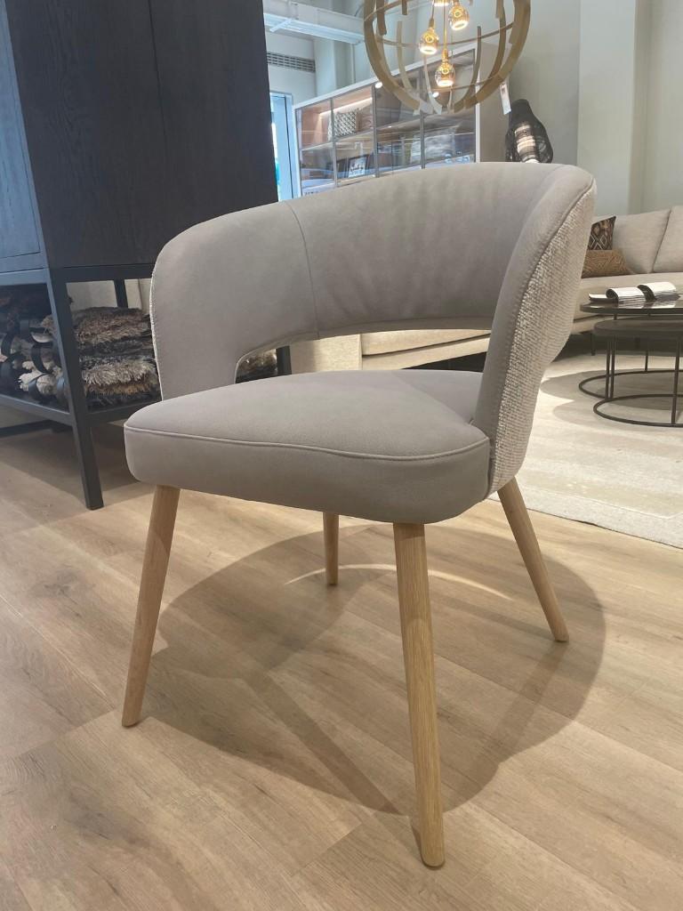 Malmo Armstoel set van 2 met eiken houten poot, Ophalen, Bruin, Stof, Eén