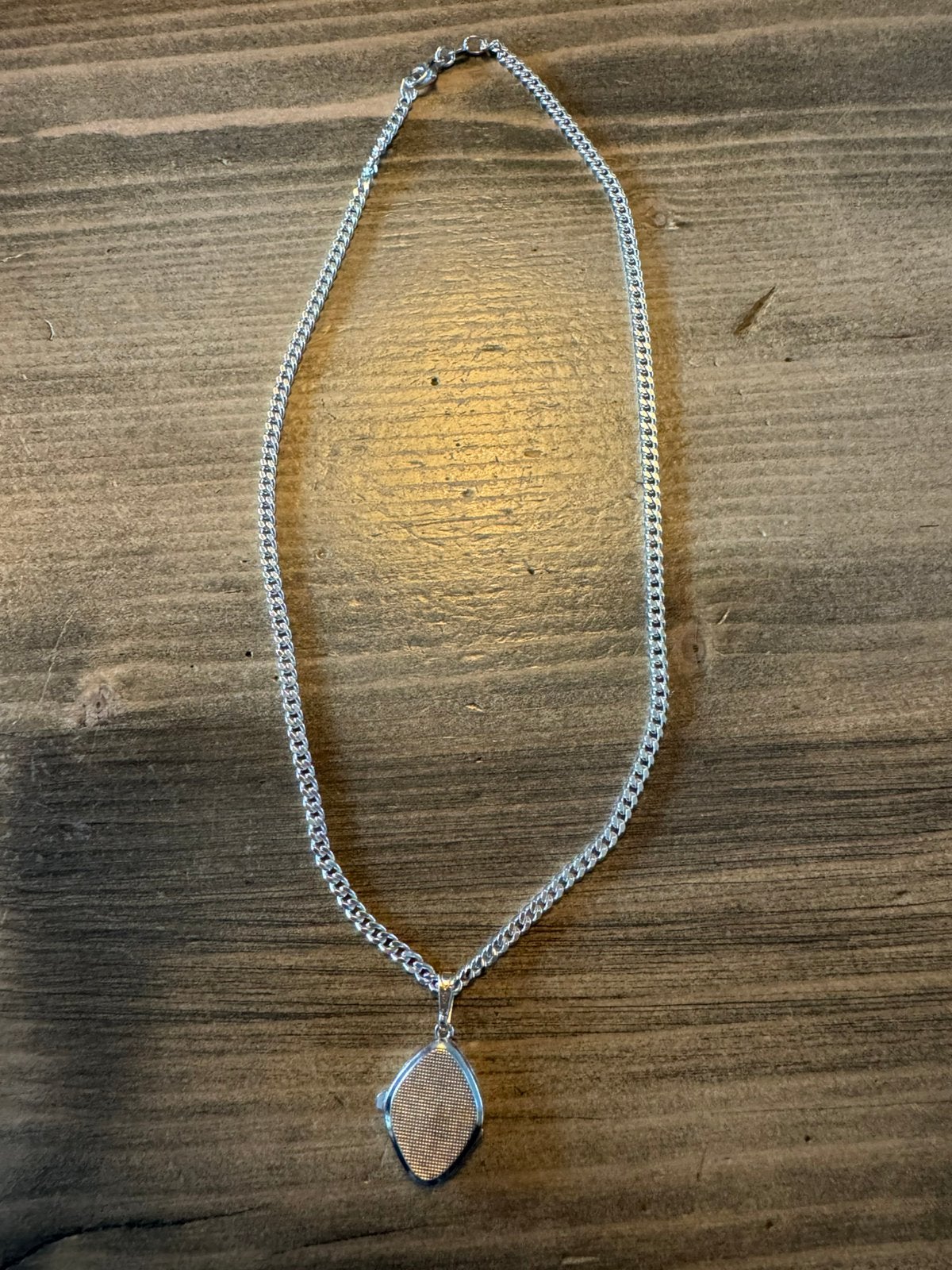Zilver ketting + medaillon hanger 925, Ophalen of Verzenden, Zo goed als nieuw, Zilver, Met hanger