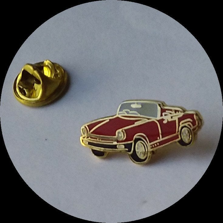 TRIUMPH pin, rood geëmailleerd, Verzenden, Zo goed als nieuw, Transport, Speldje of Pin
