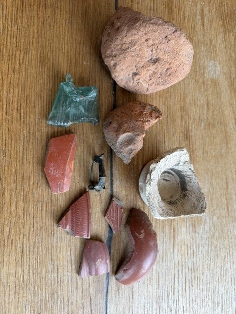 Romeinse bodemvondst, Antiek en Kunst, Antiek | Keramiek en Aardewerk, Ophalen of Verzenden