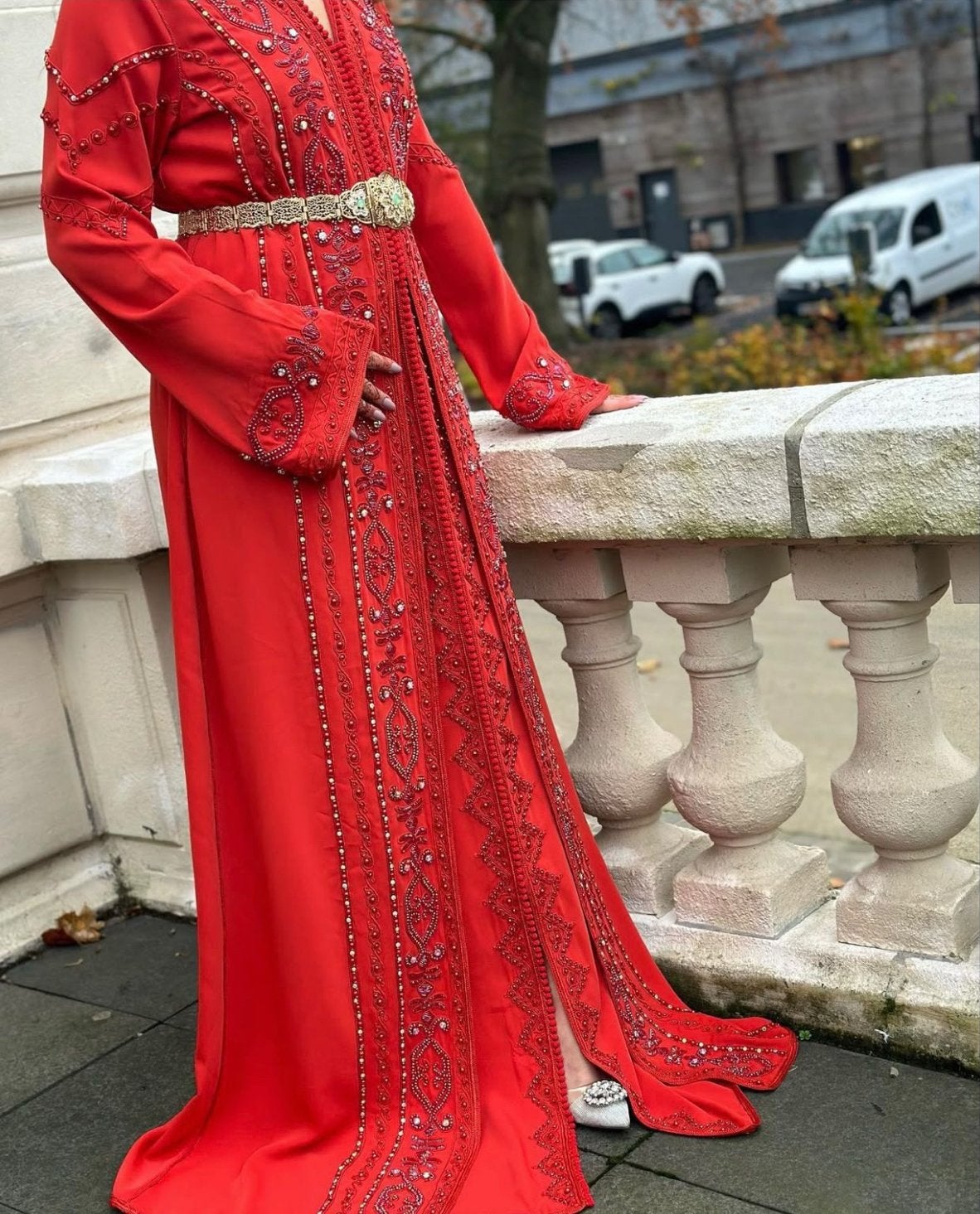 Prachtige Marokkaanse Takchita - Rood met borduursels, Maat 38/40 (M), Overige typen, Ophalen of Verzenden, Zo goed als nieuw