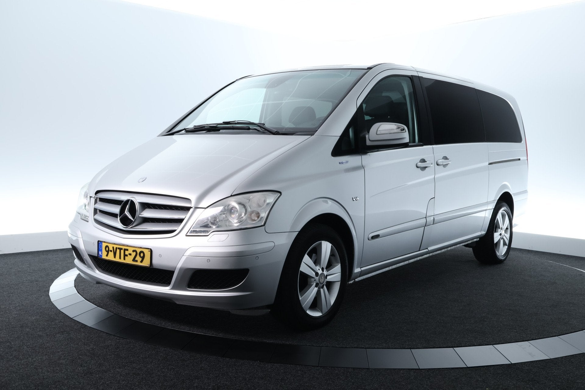 Mercedes-Benz Viano 3.0 CDI Ambiente DC Lang DAK|LEDER|AUTOM, Automaat, Euro 5, Achterwielaandrijving, Gebruikt