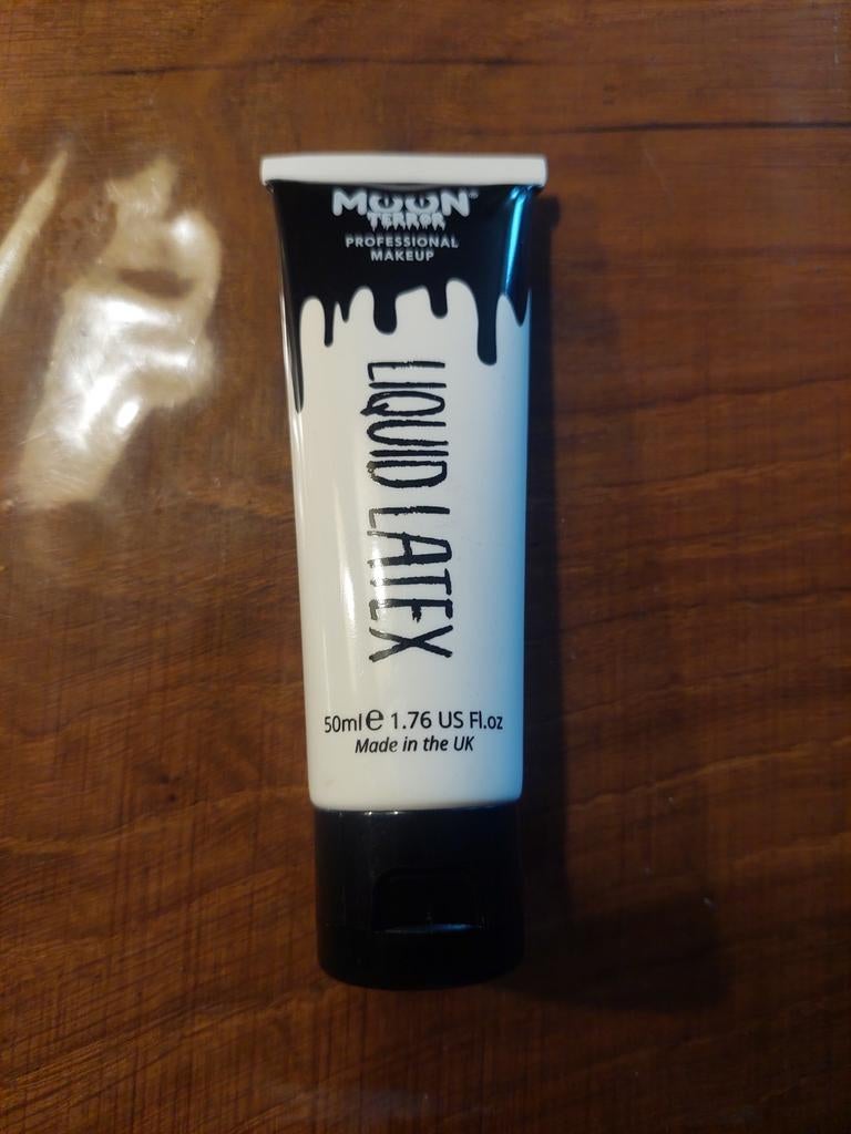 Professional make-up zwart, Ophalen of Verzenden, Nieuw, Halloween of Griezel