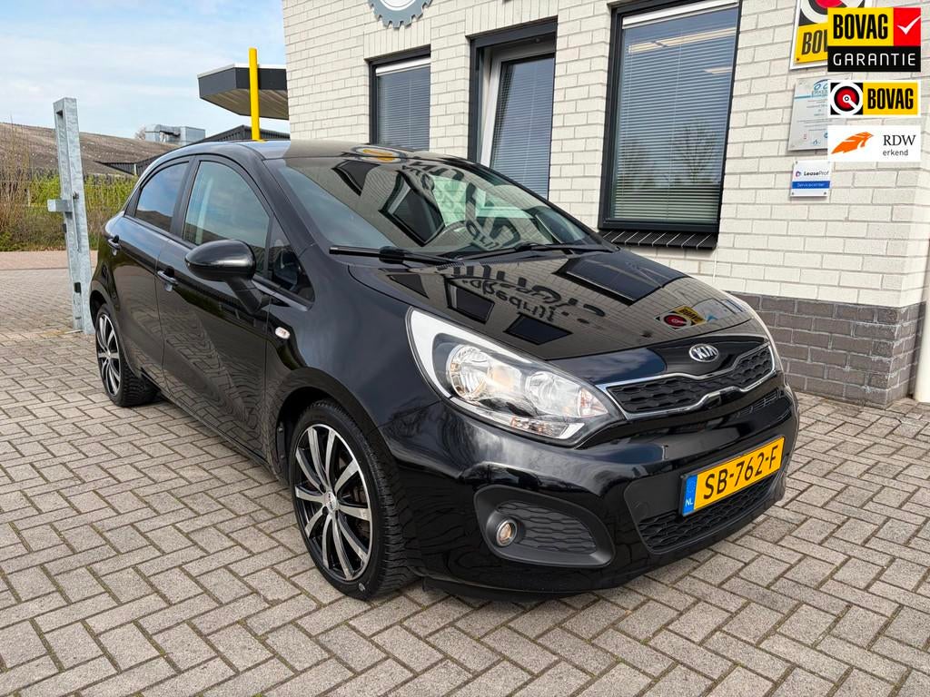 Kia Rio 1.4 CVVT ExecutiveLine / Climate Controle / Cruise C, Auto's, Voorwielaandrijving, Euro 5, Zwart, 4 cilinders