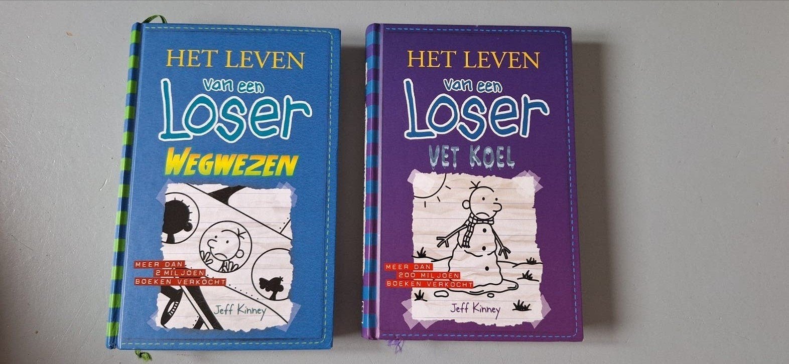 Het Leven van een Loser: Wegwezen & Vet Koel (2 boeken), Boeken, Ophalen of Verzenden, Zo goed als nieuw, Jeff Kinney, Fictie