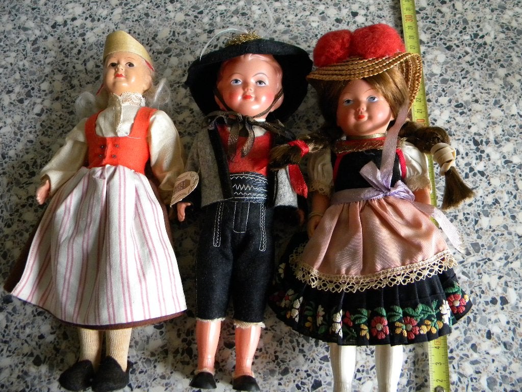 POPJE KLEDERDRACHT, POPPETJE KLEDERDRACHT 3 STUKS, Ophalen of Verzenden, Gebruikt