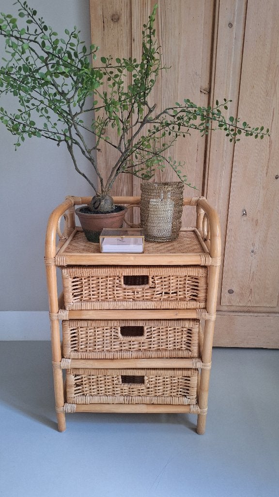 Rotan ladekastje met 3 rieten manden – Boho / Vintage, Ophalen, Minder dan 50 cm, Gebruikt, 3 of 4 laden