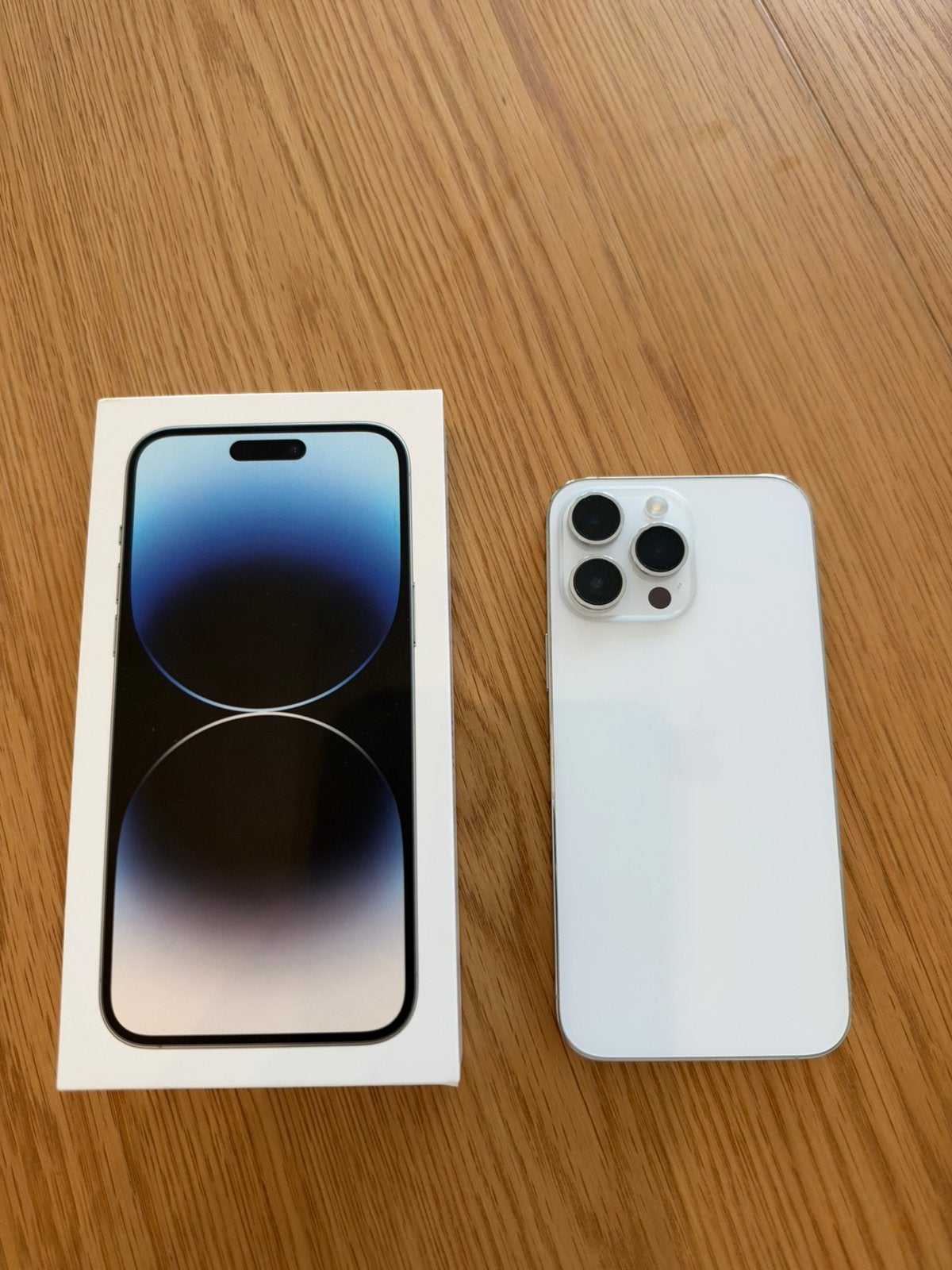 Foto 3 van Iphone 14 Pro Max 128GB Parelmoer wit