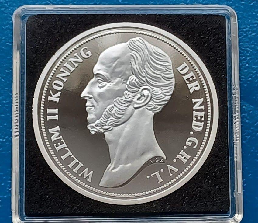 Penning 1 Gulden 1840 Willem II - herslag, replica, Postzegels en Munten, Verzenden, Overige materialen, Nederland