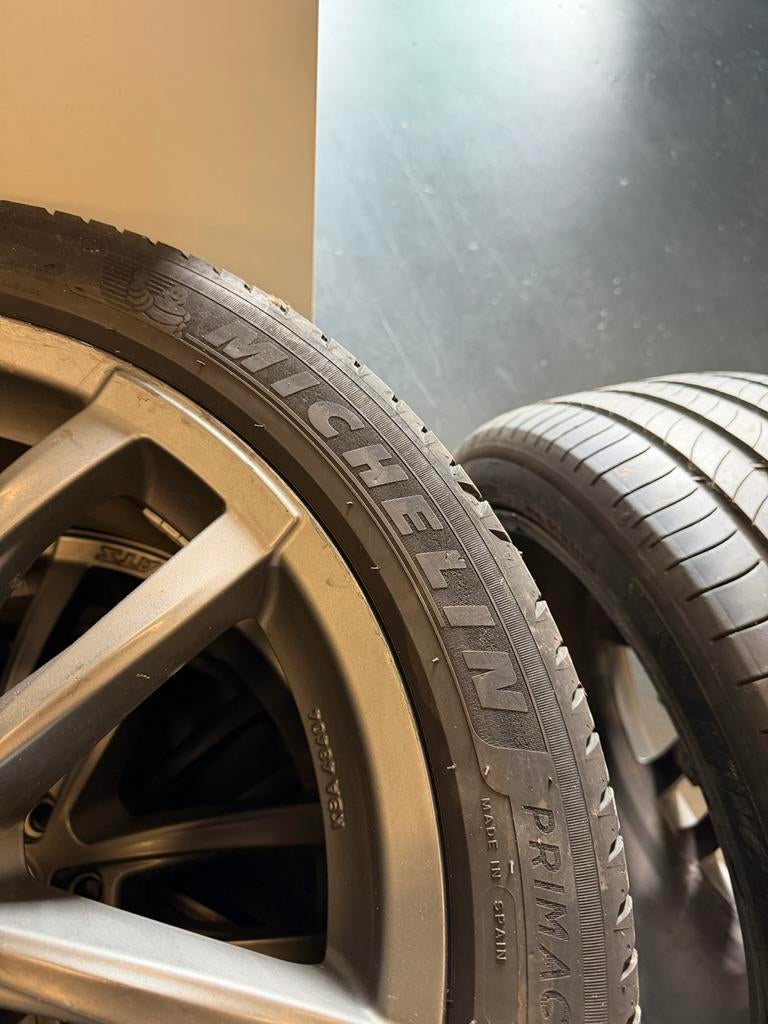 Originele Volvo velgen met Michelin banden 255/40 R19, 19 inch, Gebruikt, 255 mm, Banden en Velgen