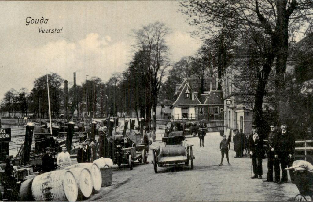 Gouda - Veerstal - Kade met vaten, Ophalen of Verzenden, Voor 1920, Gelopen, Zuid-Holland