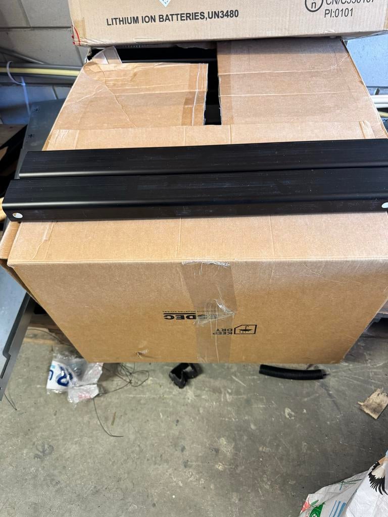 90x Esdec FlatFix Fusion basisprofiel 550mm Zwart, Ophalen, Nieuw, Overige typen