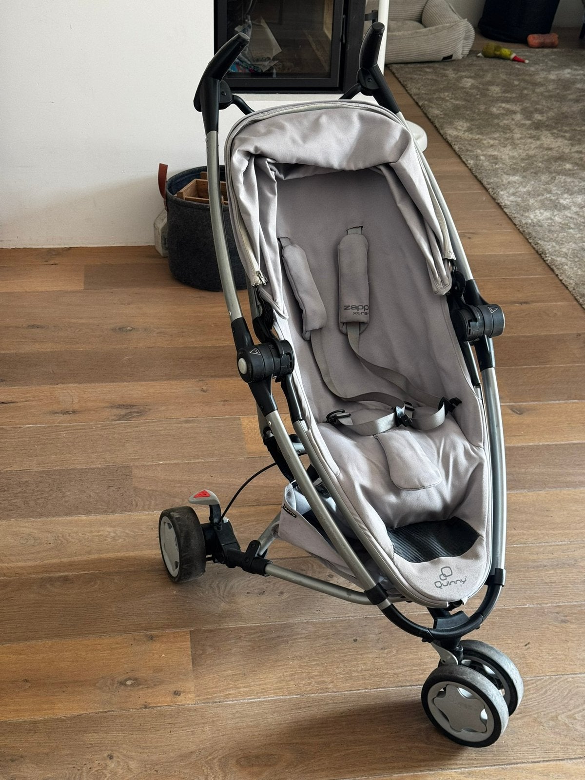 Quinny Zapp Xtra buggy – compact en compleet, Ophalen, Gebruikt, Quinny, Zonnekap