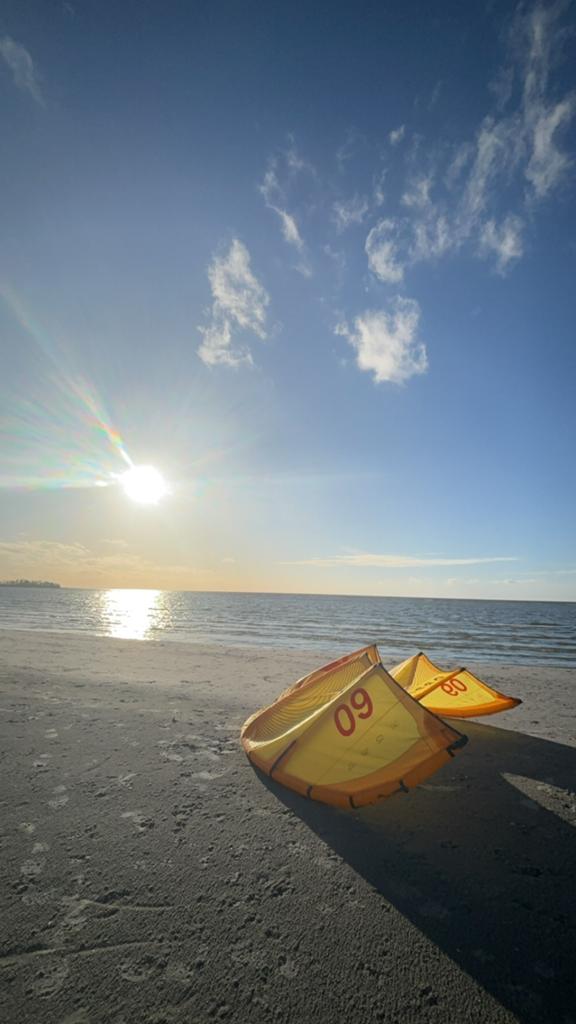 Complete kitesurfset North orbit 7 & 9m + bar, Gebruikt, Kitesurf-set, 9 m², Geen board