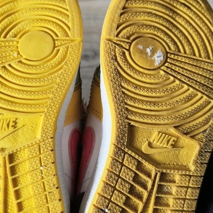 Gezocht: oude sneakers (gratis ophalen), Ophalen of Verzenden, Gedragen