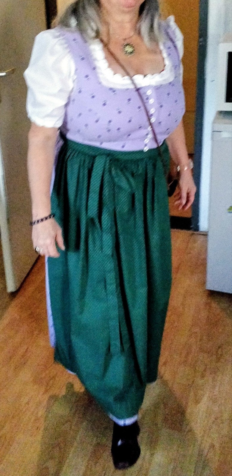 oktoberfeest, dirndl complete outfit, Maat 42/44 (L), Ophalen of Verzenden, Zo goed als nieuw, Kleding