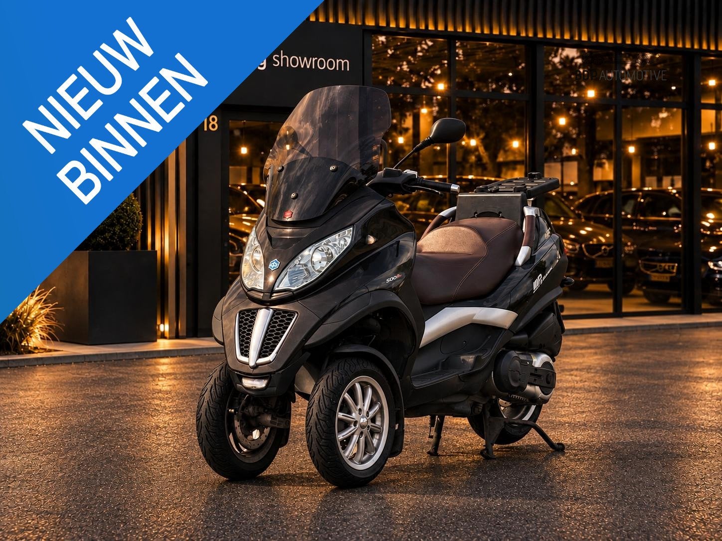 Piaggio 500 LT MP3 Sport Akrapovic Uitlaat | Goed rijdend, Scooter, 493 cc, Piaggio Vespa B.V., Minervum 7272
4817 ZM  Breda, NL
