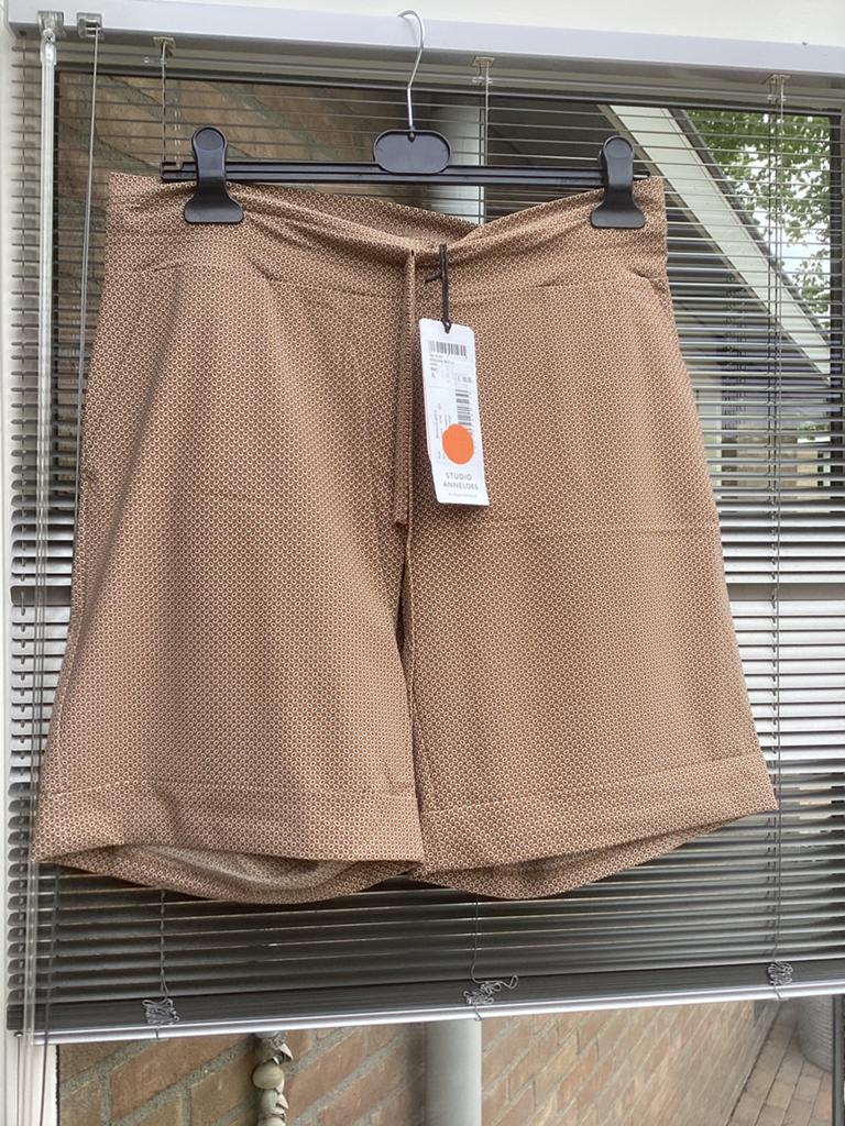 Studio anneloes travelstof korte broek camel grijs, Kleding | Dames, Kort, Beige, Maat 46/48 (XL) of groter, Nieuw