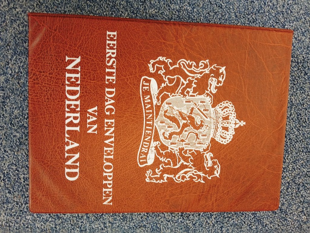 Album met Eerste Dag Enveloppen van Nederland, Ophalen, Beschreven, Nederland