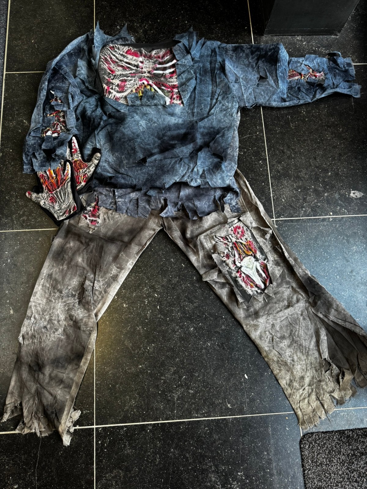 Halloween kleding 128-140-158, Ophalen of Verzenden, Zo goed als nieuw, Kostuum, Halloween of Griezel