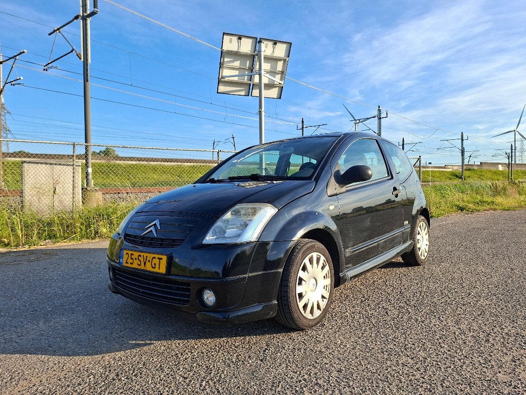 Citroën C2 VTR 1.4 I Automaat 2003 Zwart Zonnedak NIEUWE APK, Zwart, 4 cilinders, 4 stoelen, Zwart