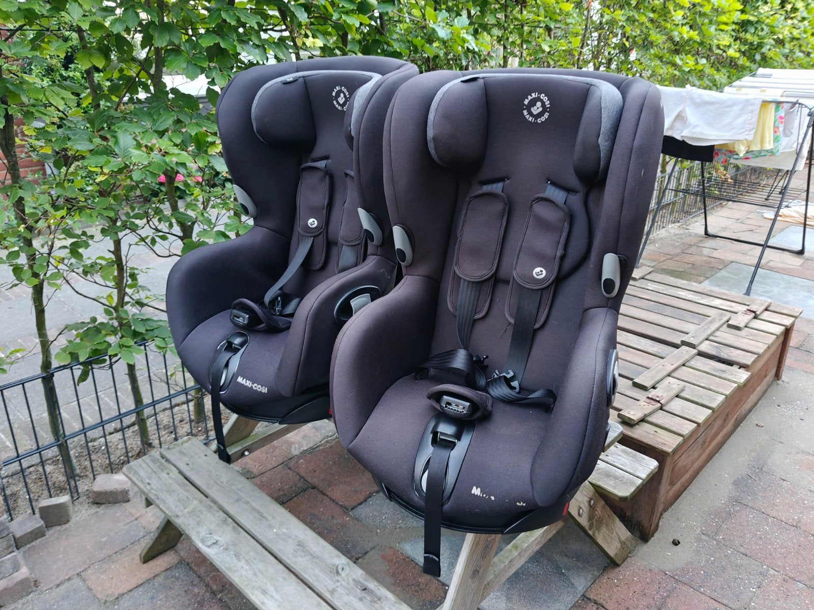 Maxi Cosi draaibare autostoel 2 stuks, Kinderen en Baby's, Autostoeltjes, Ophalen, Autogordel, 0 t/m 18 kg, Verstelbare rugleuning