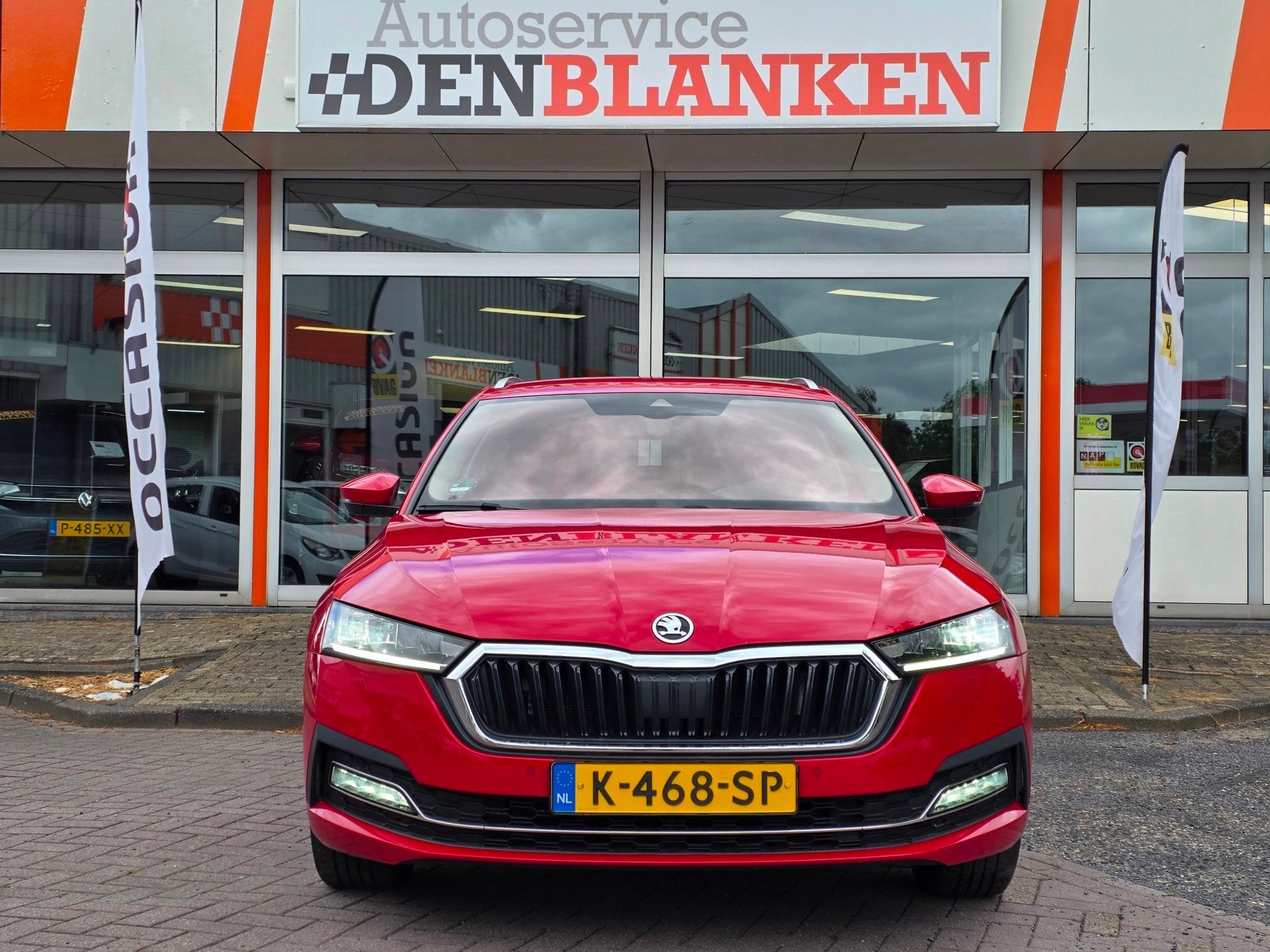 Skoda Octavia Combi 1.5 e-TSI Bns Edition Plus Automaat BJ.2, Auto's, Dealer onderhouden, Stof, Euro 6, 4 cilinders