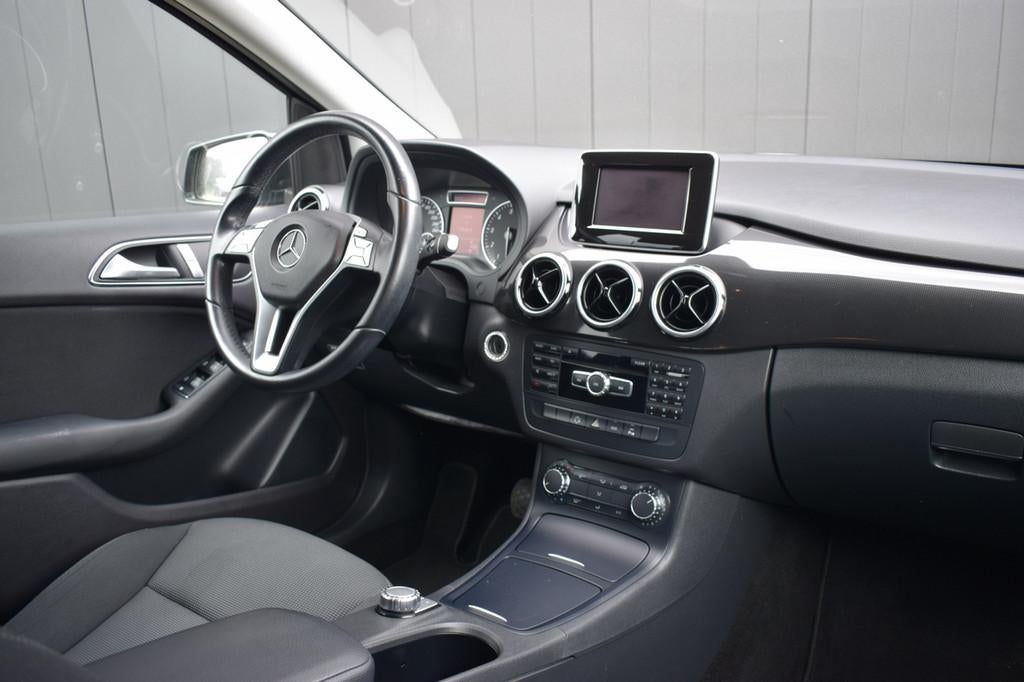 Mercedes-Benz B-Klasse 180 Automaat Ambition Full Map Navi |, Auto's, Mercedes-Benz, Gebruikt, 4 cilinders, Met garantie (alle)