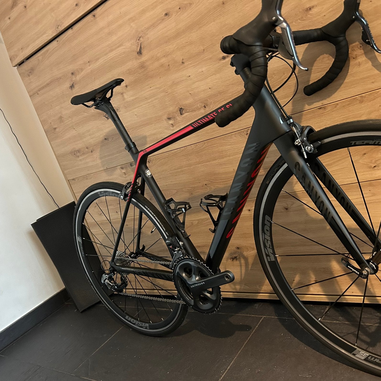 Canyon Ultimate CF SL –Shimano Ultegra Di2 –Maat M– Topstaat, Carbon, Zo goed als nieuw, Meer dan 20 versnellingen, 53 tot 57 cm