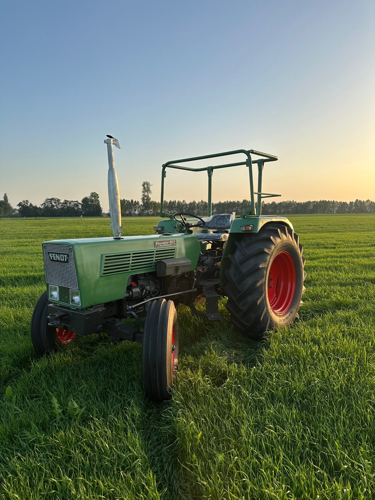 Super nette Fendt farmer 103s, Zakelijke goederen, Agrarisch | Tractoren, Ophalen, Meer dan 10000, Oldtimer, Tot 80 Pk