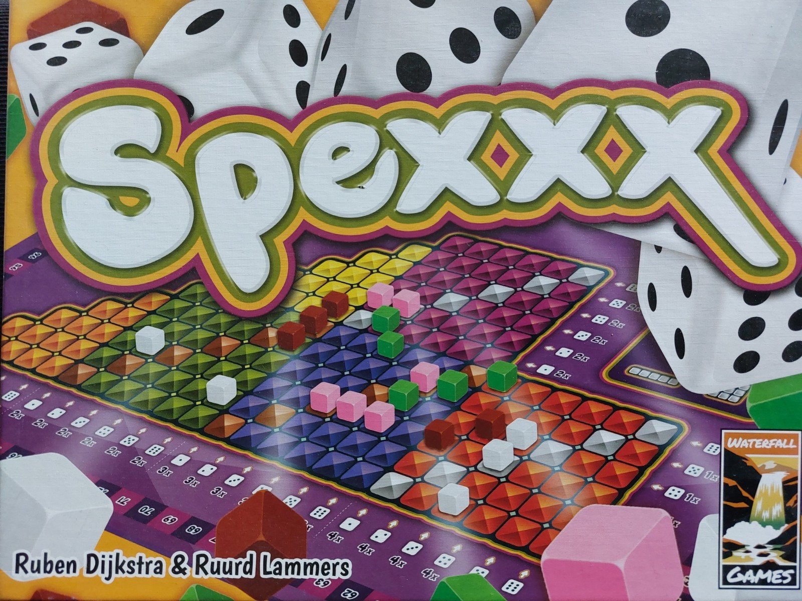 Spexxx dobbelspel - Tactisch dobbelplezier voor 2-4 spelers, Hobby en Vrije tijd, Gezelschapsspellen | Bordspellen, Drie of vier spelers