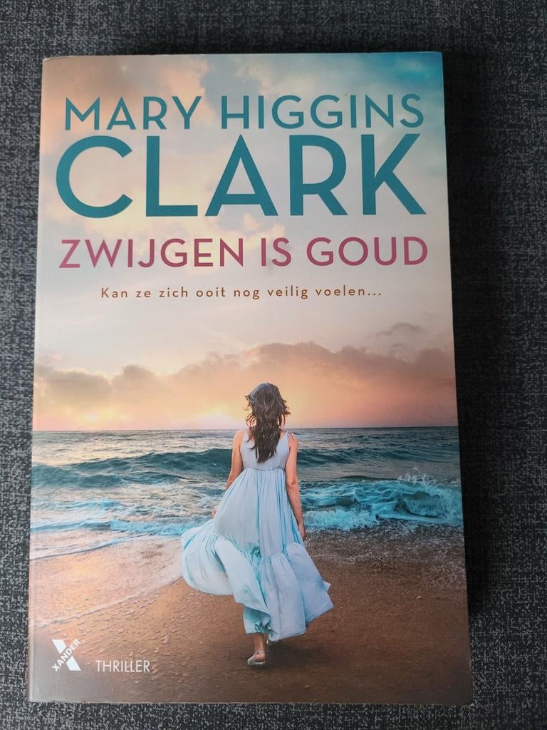 Mary Higgins Clark - Zwijgen is goud, Ophalen of Verzenden, Zo goed als nieuw, Mary Higgins Clark, Nederland